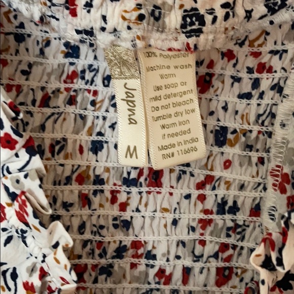 Cropped Flower Shirt - Picture 4 of 4